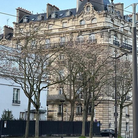 Prestige A Paris Luxe, Calme Et Proche Tour Eiffel Et Champs-Elysees Exterior foto
